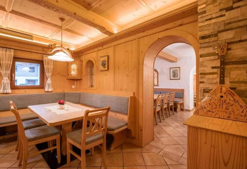 Retkeilymaja Gasthof Mamooserhof