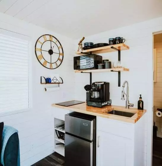 Retkeilymaja New Starry Night Shipping Container Home