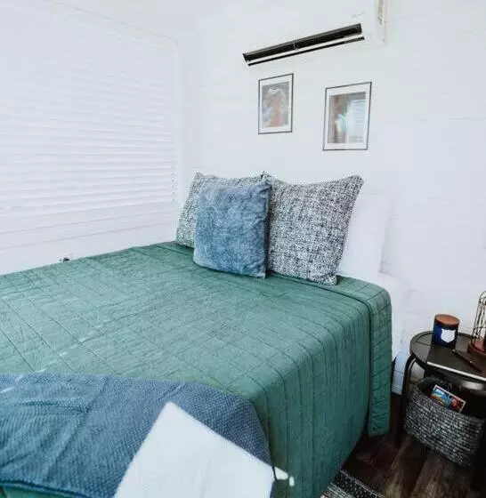 Retkeilymaja New Starry Night Shipping Container Home