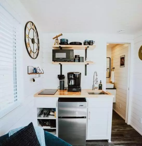 Retkeilymaja New Starry Night Shipping Container Home