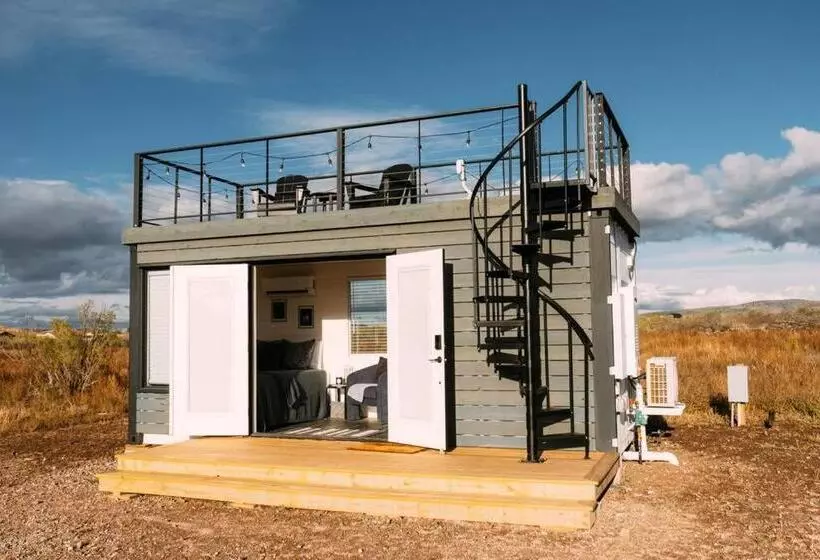 Retkeilymaja New Starry Night Shipping Container Home