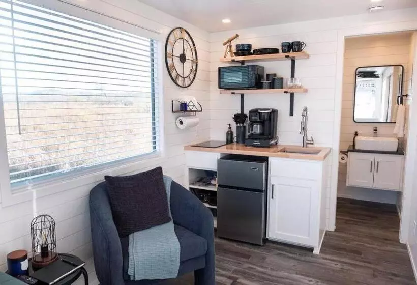 Retkeilymaja New Starry Night Shipping Container Home