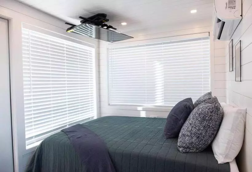 Retkeilymaja New Starry Night Shipping Container Home