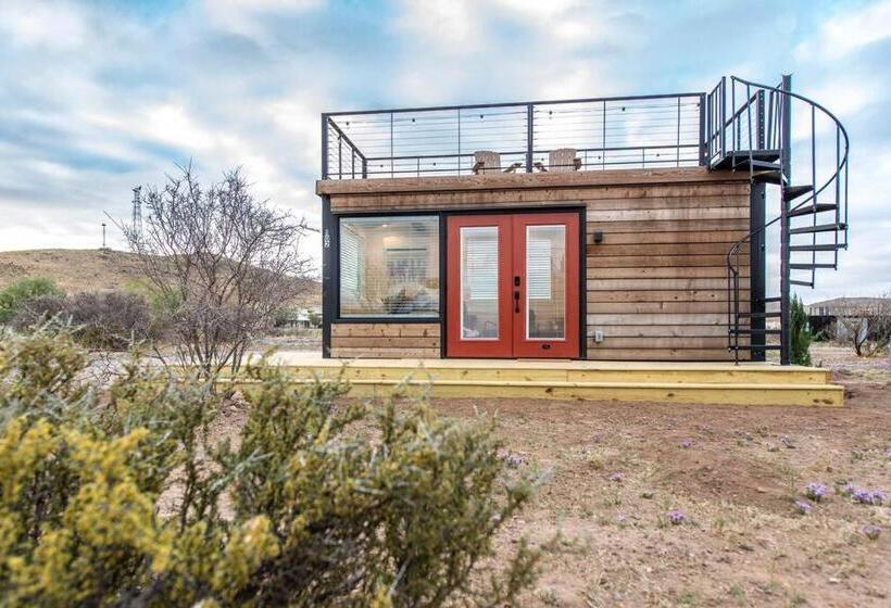 هاستل New The Wild West Cozy Container Home