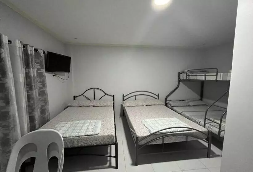 Retkeilymaja Nolina S Transient Rooms   Alaminos, Pangasinan