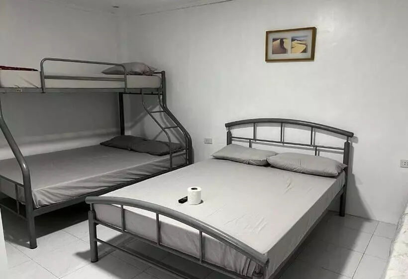 Retkeilymaja Nolina S Transient Rooms   Alaminos, Pangasinan