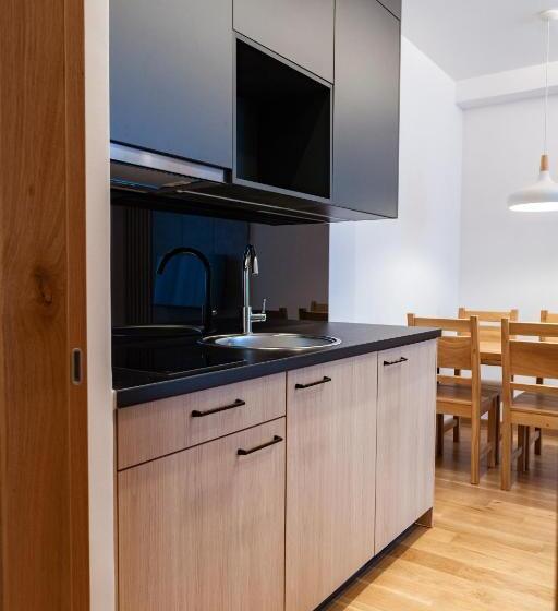 Aparthotel Zlatni Javor