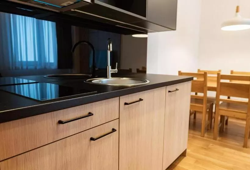 Aparthotel Zlatni Javor