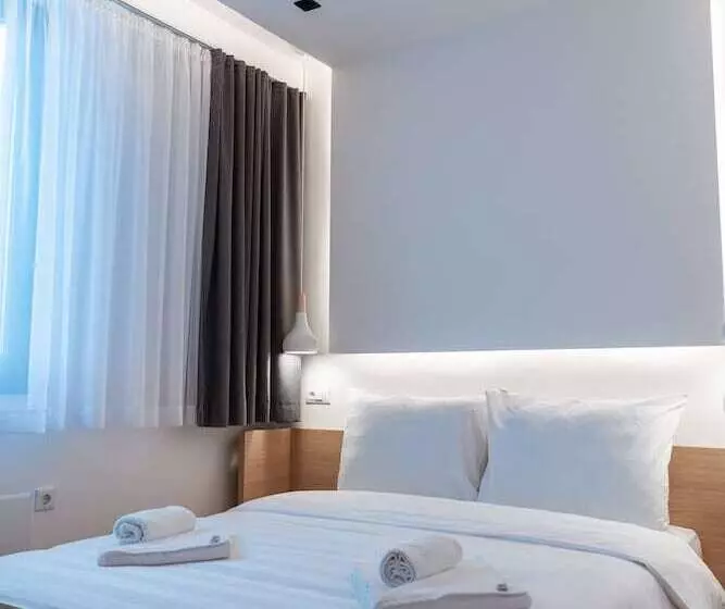 Aparthotel Zlatni Javor