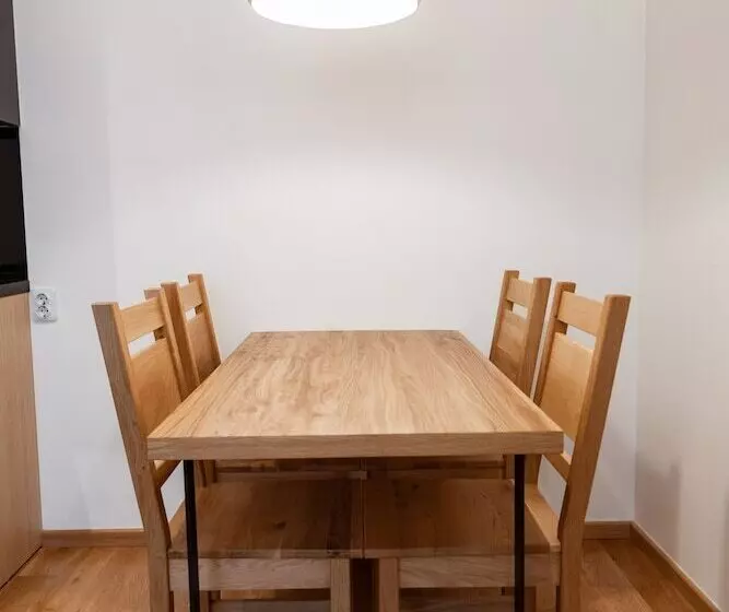 Aparthotel Zlatni Javor