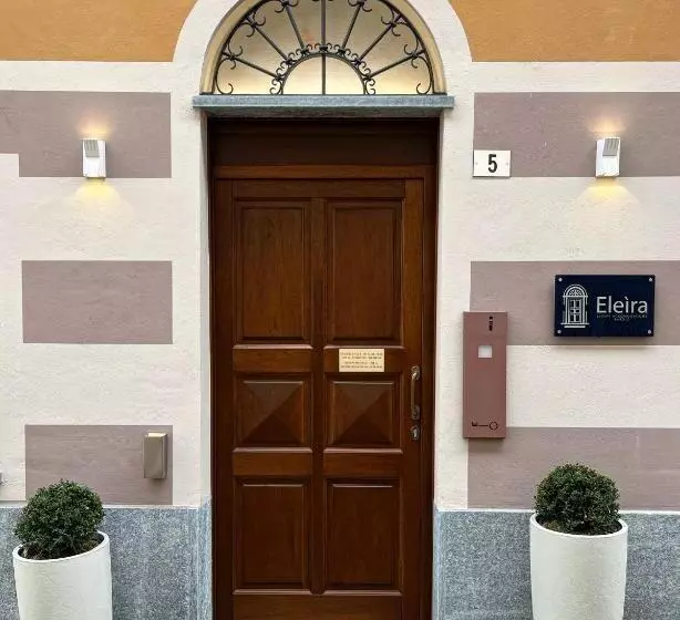 Aamiaismajoitus (B&B) Eleìra Luxury Accomodations