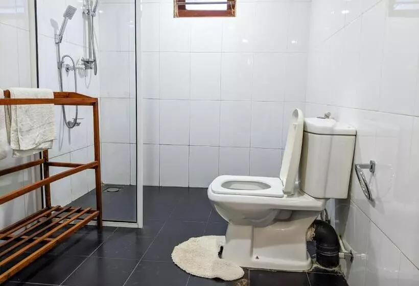 Aamiaismajoitus (B&B) Yala Golden Wild