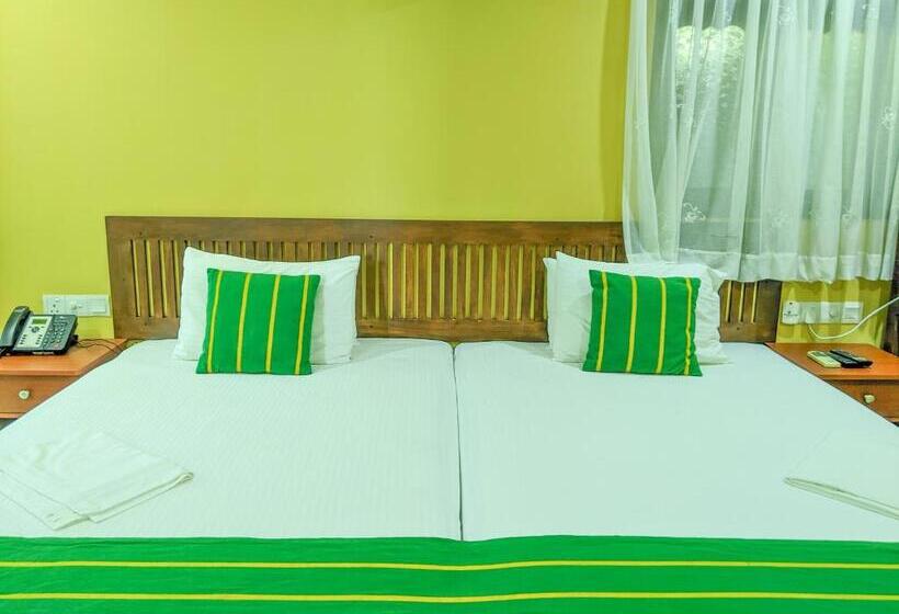 Bed and Breakfast Yala Golden Wild