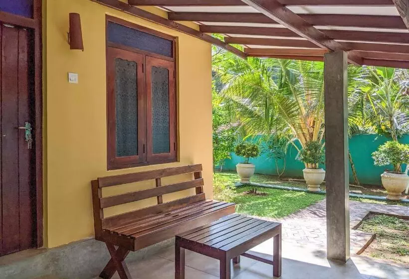 Aamiaismajoitus (B&B) Yala Golden Wild