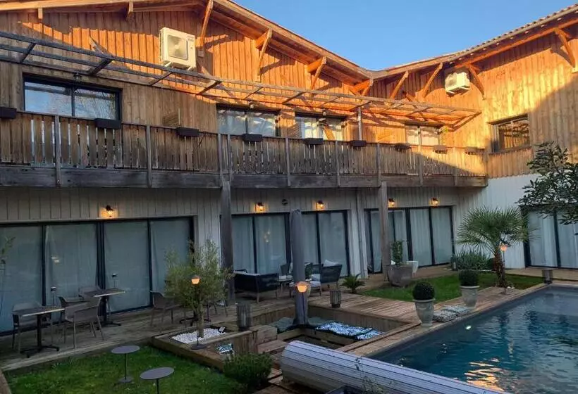 تختخواب و صبحانه La Cabane D Ambroise