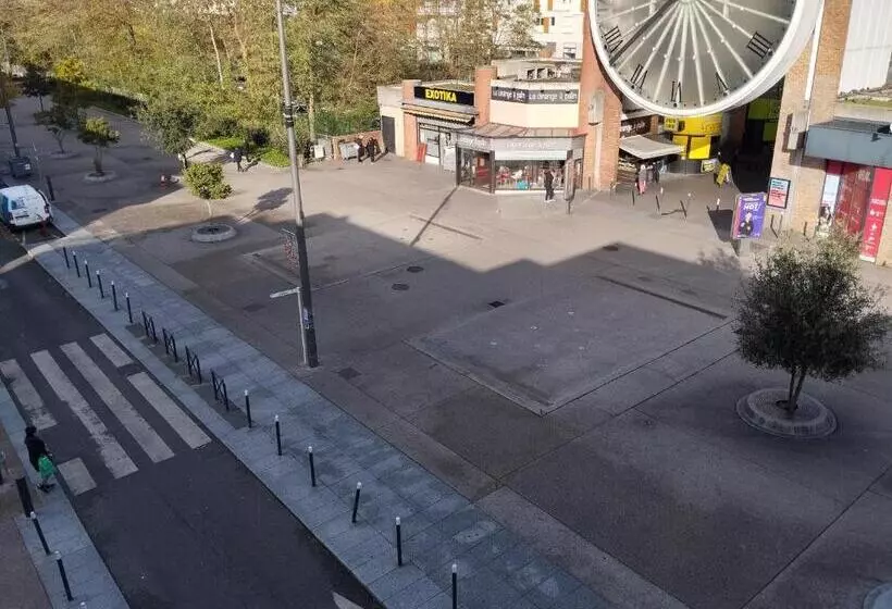 Aamiaismajoitus (B&B) Le Beau Refuge Parisien De Cergy   Parisian Modern Flat At Cergy