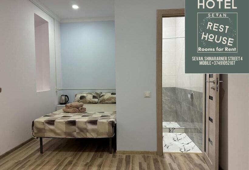 تختخواب و صبحانه Sevan Rest House