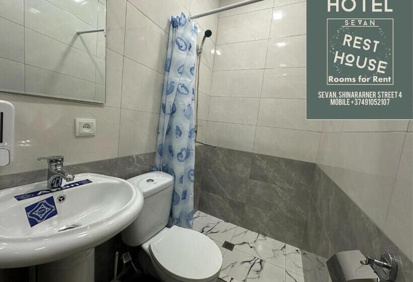 تختخواب و صبحانه Sevan Rest House