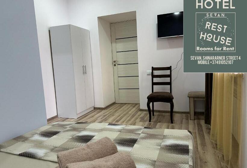 تختخواب و صبحانه Sevan Rest House