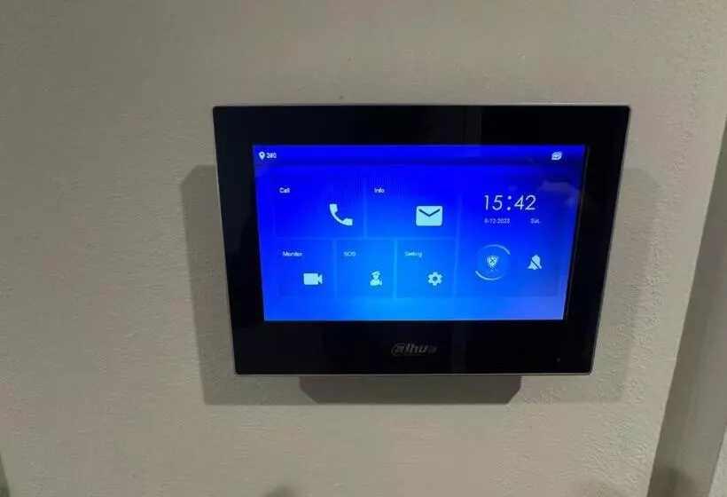 Newark House Premium Apartments With Sofa Beds & Free Parking