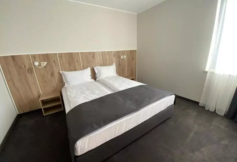 ホテル комплекс дунав