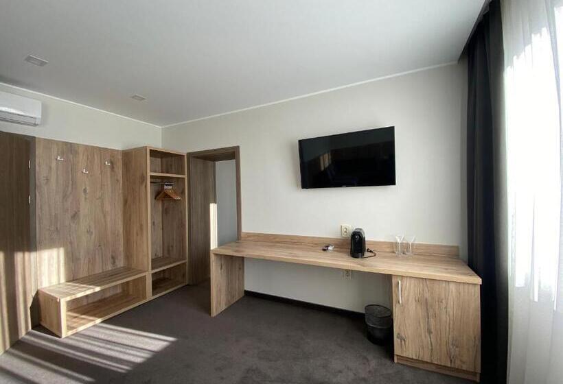 בית מלון כפרי комплекс дунав