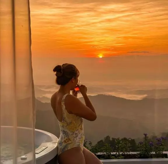 Hotelli Above The Clouds   Chiang Rai