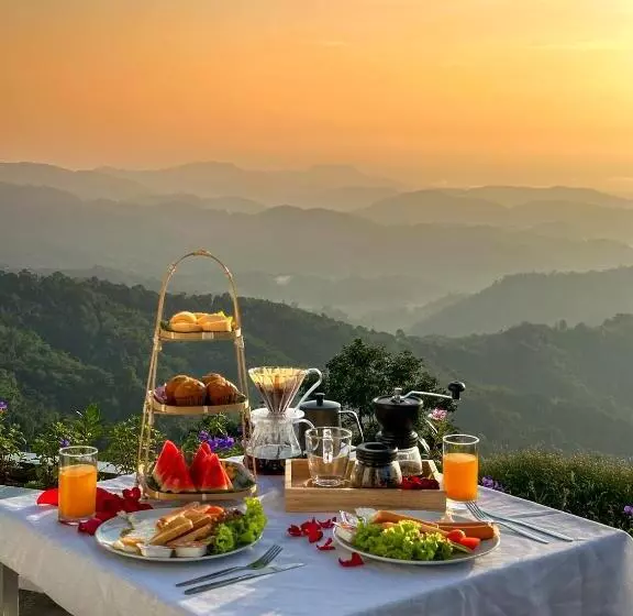 Hotelli Above The Clouds   Chiang Rai