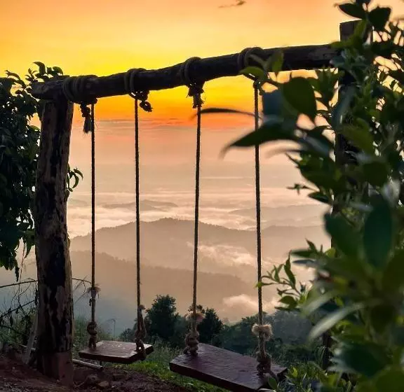 Hotelli Above The Clouds   Chiang Rai