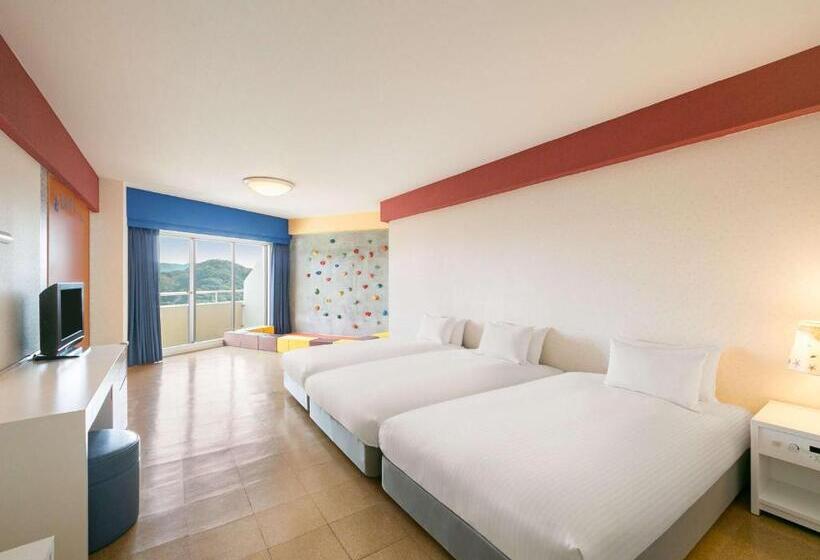 בית מלון כפרי Grand Mercure Awaji Island Resort & Spa