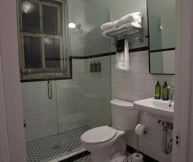 Hotelli Greyhound Inn