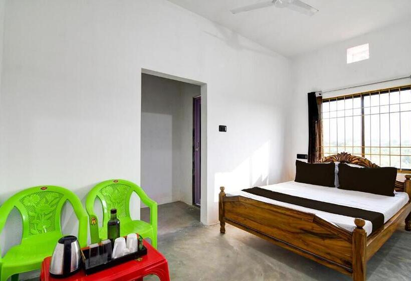 Отель Hill View Lodge &