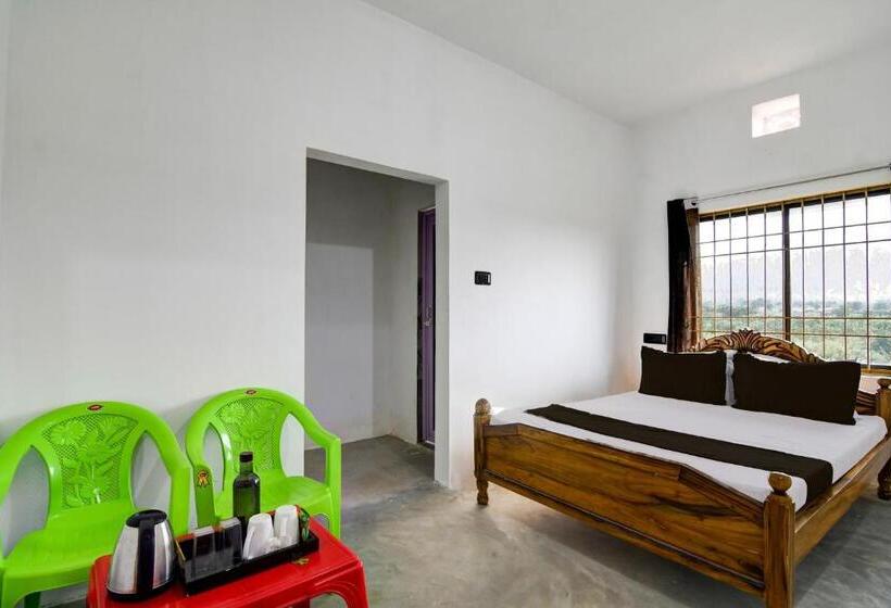 Отель Hill View Lodge &