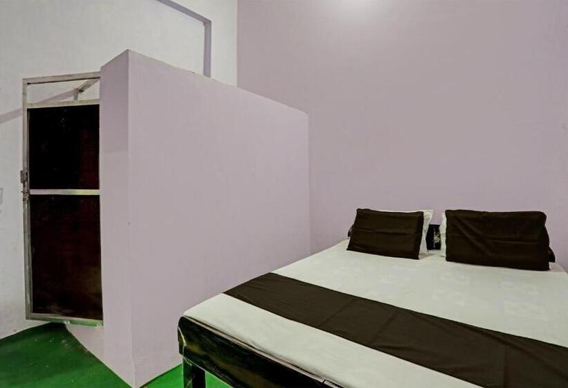 Отель Spot On D S