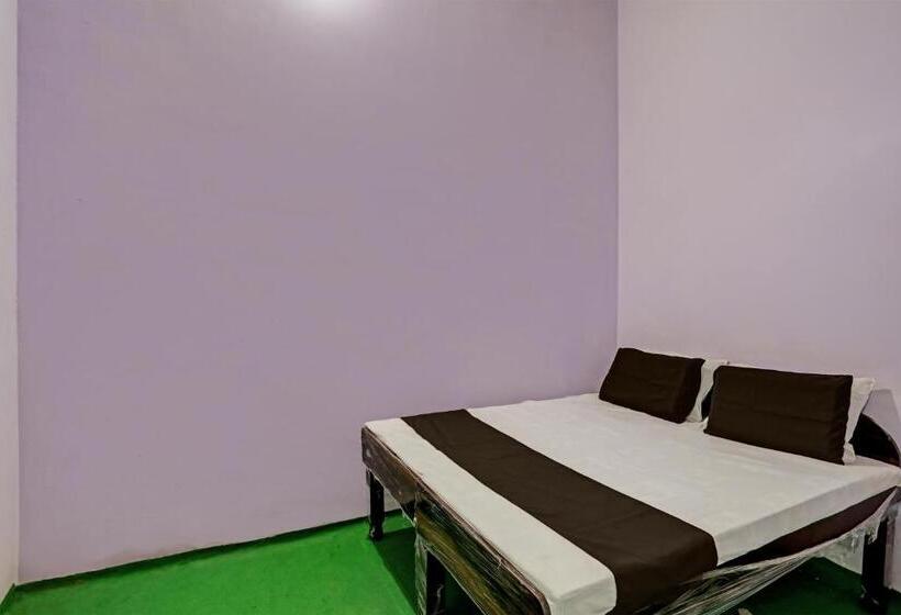 Отель Spot On D S