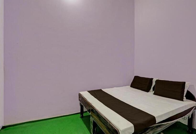 Отель Spot On D S