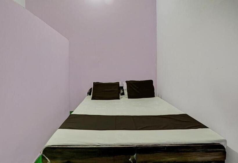 Отель Spot On D S