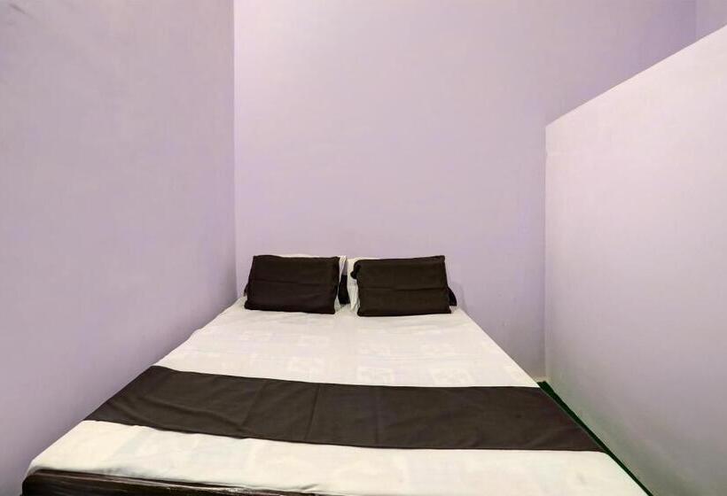 Отель Spot On D S