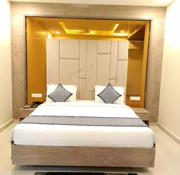 Hotelli Sri Vishnu Tejam Elite