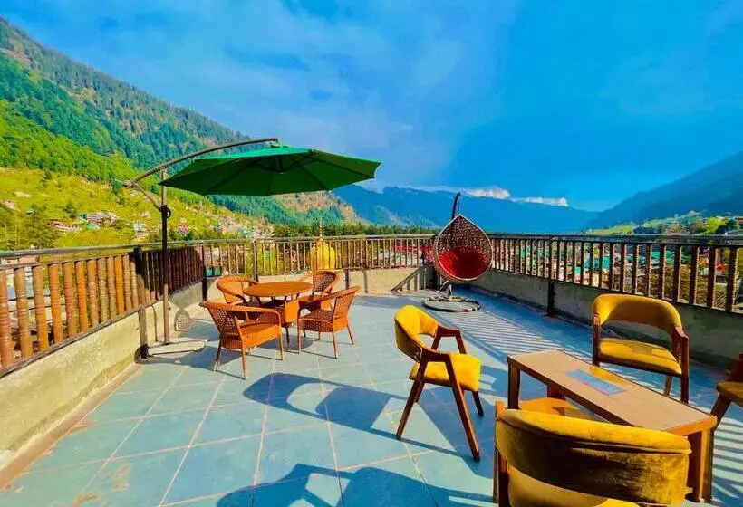 ホテル Lee Green, On Mall Road Manali