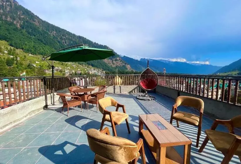 ホテル Lee Green, On Mall Road Manali