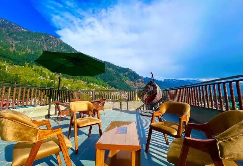 ホテル Lee Green, On Mall Road Manali