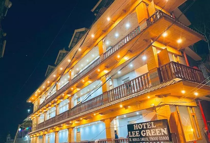 ホテル Lee Green, On Mall Road Manali