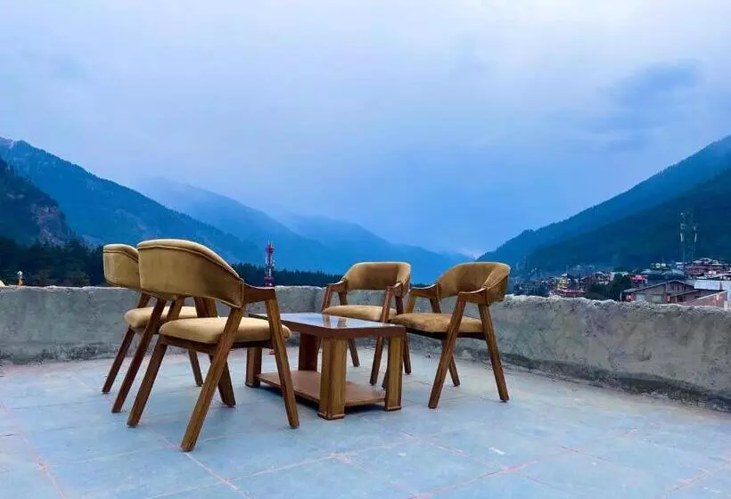 ホテル Lee Green, On Mall Road Manali