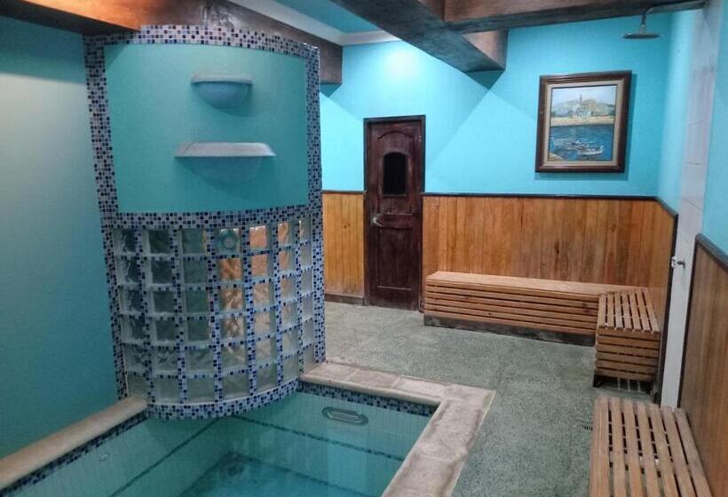 هتل Vihara Hostel