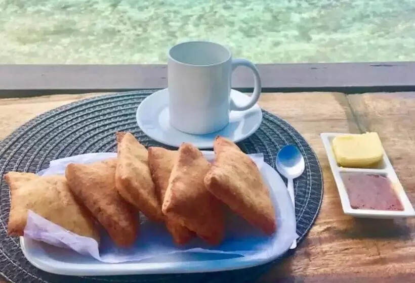 Hotelli White Sandy Beach Best Manta Snorkeling