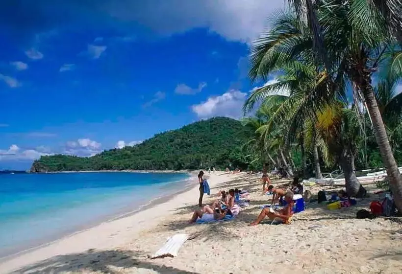 Hotelli White Sandy Beach Best Manta Snorkeling