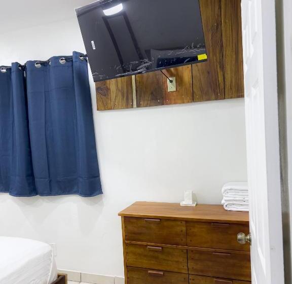 Olas Permanentes Buena Vista El Zonte