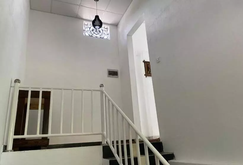 Majatalo Aramba Resort