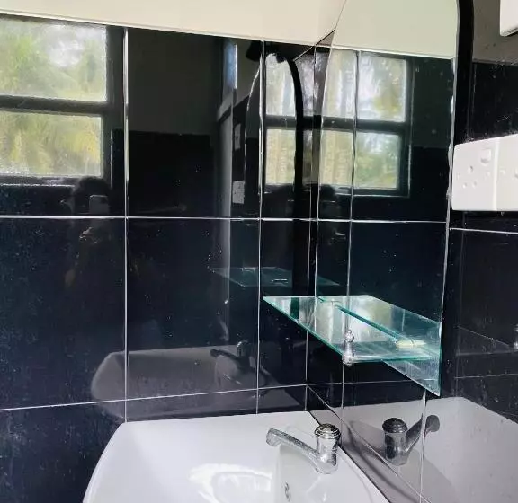 Majatalo Aramba Resort